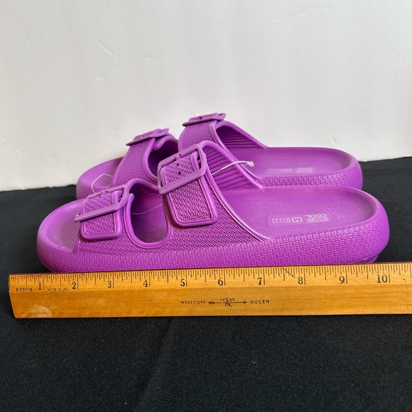 32 degrees- ladies M two band strap sandals plum colored NWOT - Picture 8 of 12